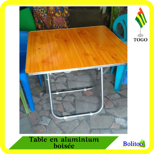 Table en aluminium boisée